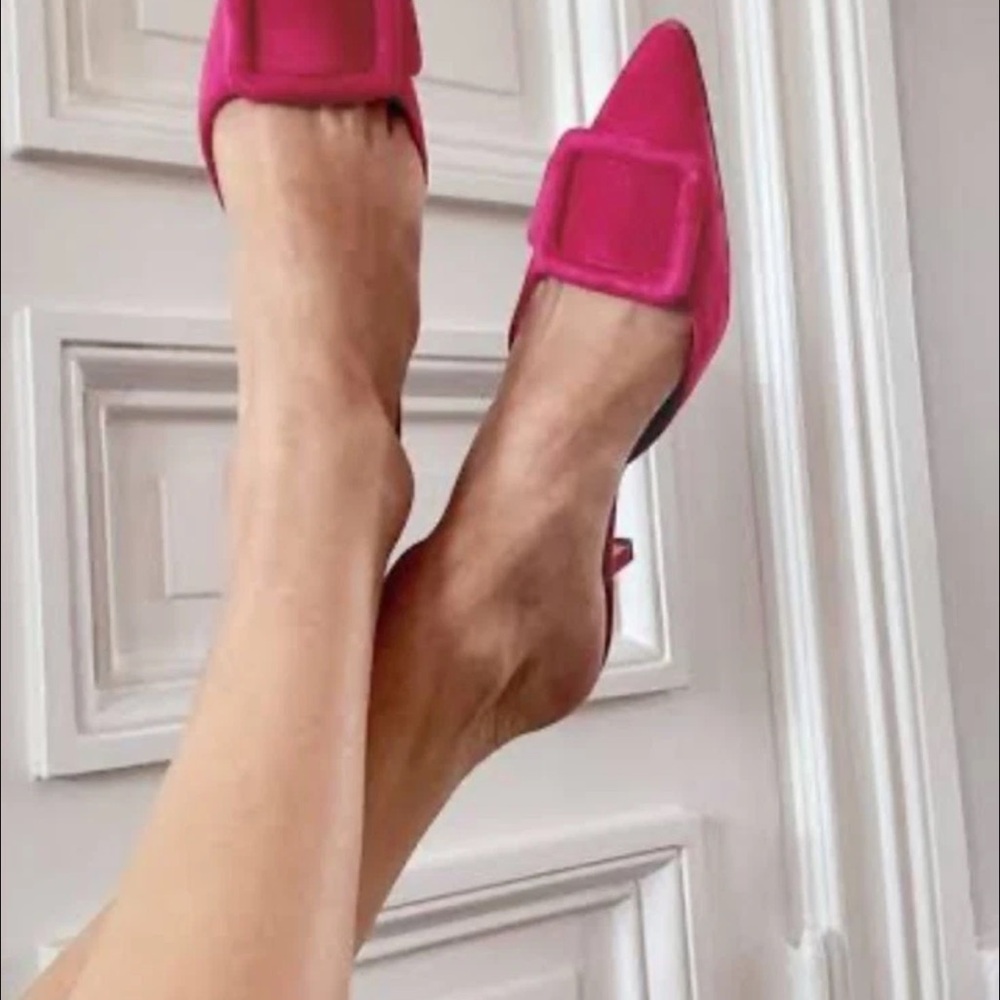 Manolo Blahnik Hot Pink Maysale 70mm Mule - Picture 5 of 14